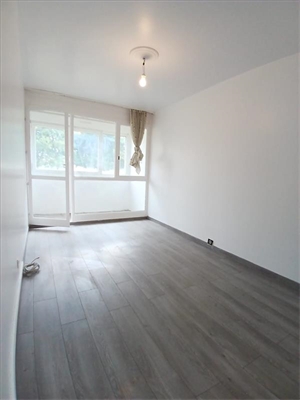 t3 à la location -   91130  91130 RIS ORANGIS, surface 55 m2 location t3 - UBI480859418