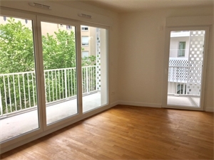 t3 à la location -   92110  92110 CLICHY, surface 57 m2 location t3 - UBI481379810