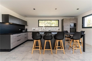maison d'architecte à la vente -   01420  CORBONOD, surface 215 m2 vente maison d'architecte - UBI436757006