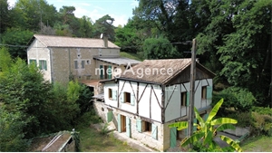 maison ancienne à la vente -   24100  BERGERAC, surface 220 m2 vente maison ancienne - UBI439967792