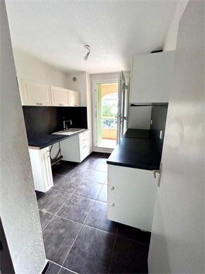 appartement à la vente -   83310  COGOLIN, surface 65 m2 vente appartement - UBI446088185