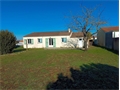 Maison située en campagne à la vente