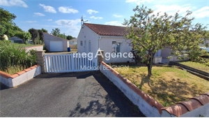maison traditionnelle à la vente -   85440  AVRILLE, surface 100 m2 vente maison traditionnelle - UBI471277721