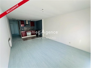 appartement à la vente -   49300  CHOLET, surface 103 m2 vente appartement - UBI473952518