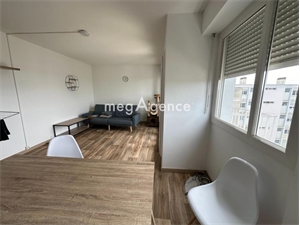 meuble à la vente -   86100  CHATELLERAULT, surface 83 m2 vente meuble - UBI474822038
