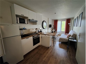 meuble à la vente -   83600  FREJUS, surface 37 m2 vente meuble - UBI475307822