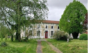 maison situee en campagne à la vente -   17240  PLASSAC, surface 250 m2 vente maison situee en campagne - UBI475704764