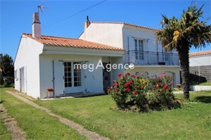 maison à la vente -   85800  SAINT GILLES CROIX DE VIE, surface 125 m2 vente maison - UBI475911929