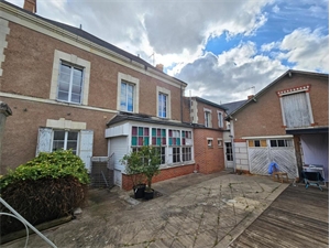 maison à la vente -   79100  THOUARS, surface 200 m2 vente maison - UBI477354335