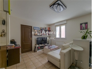appartement à la vente -   28000  CHARTRES, surface 31 m2 vente appartement - UBI477912395